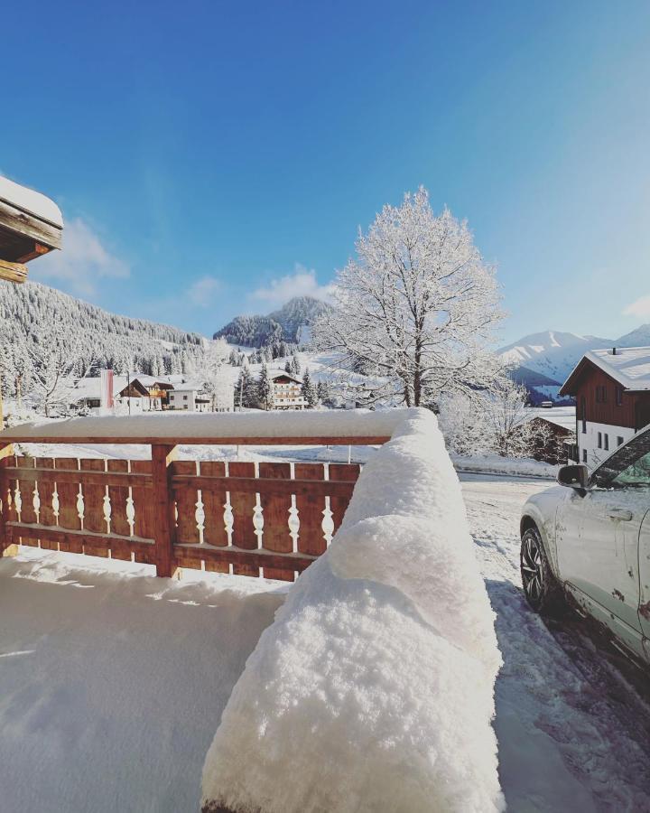 Chalet Schwarz Berwang Exterior photo