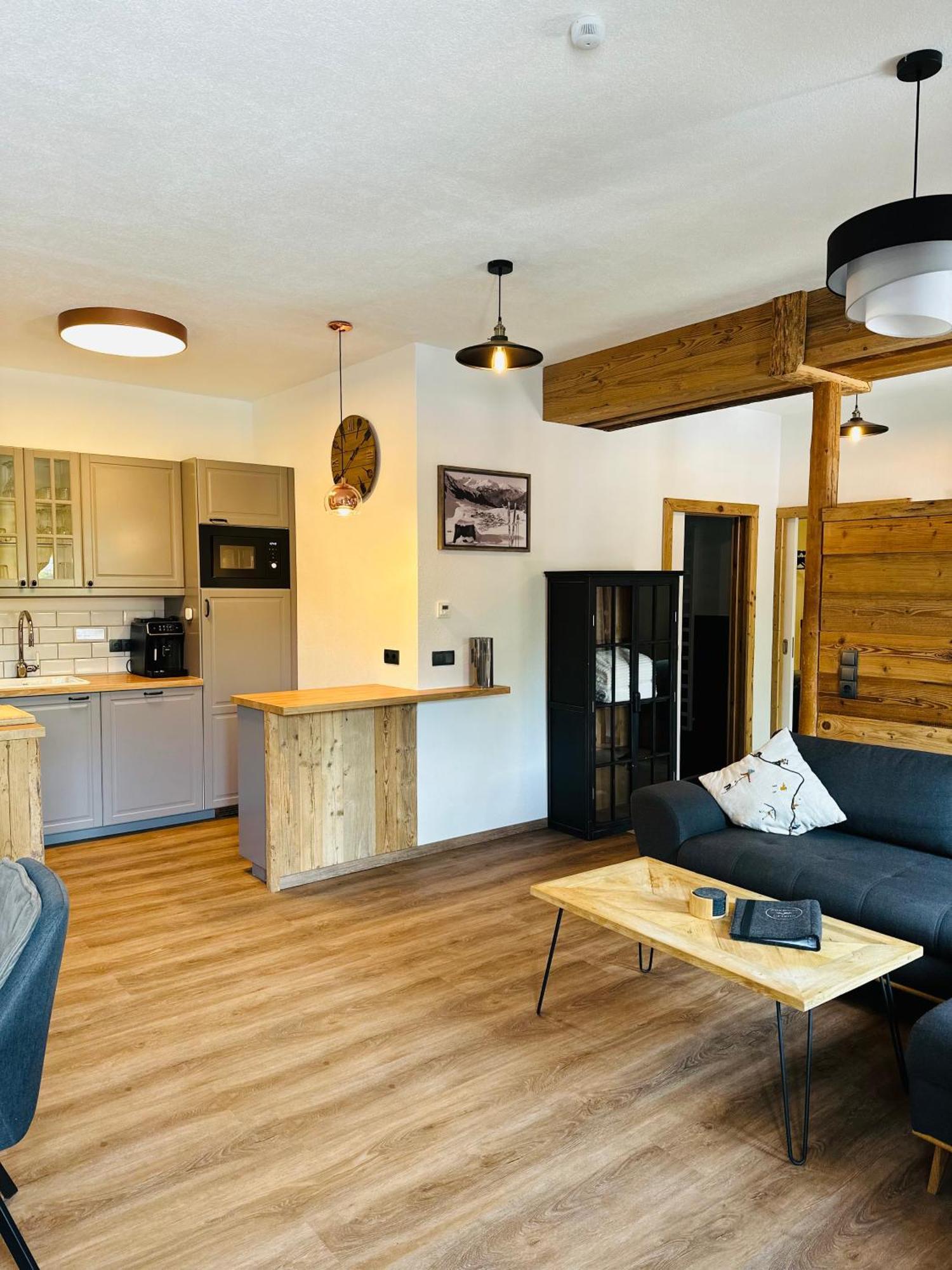 Chalet Schwarz Berwang Exterior photo